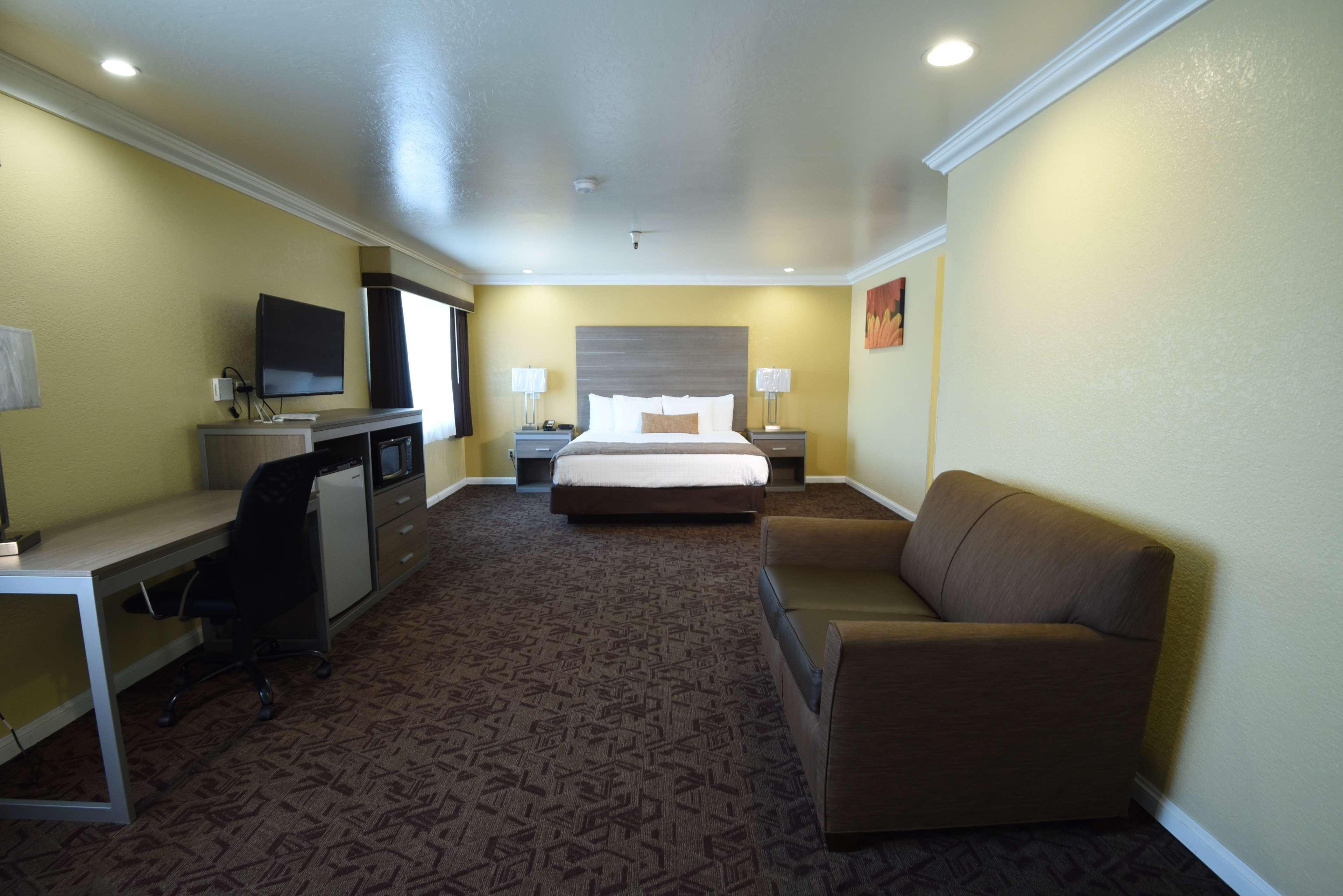 Best Western Hanford Inn Экстерьер фото